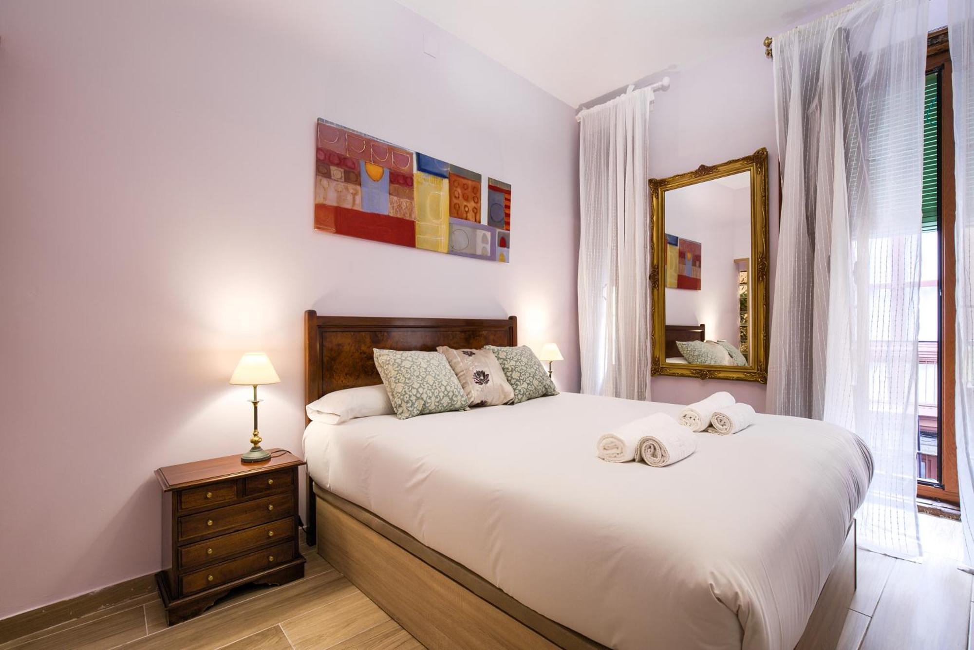 Tirso De Molina I - 3 Dormitorios, 2 Banos Appartement Madrid