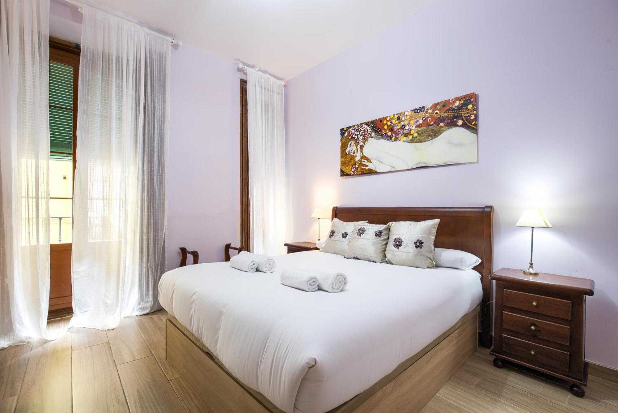 Tirso De Molina I - 3 Dormitorios, 2 Banos Apartamento